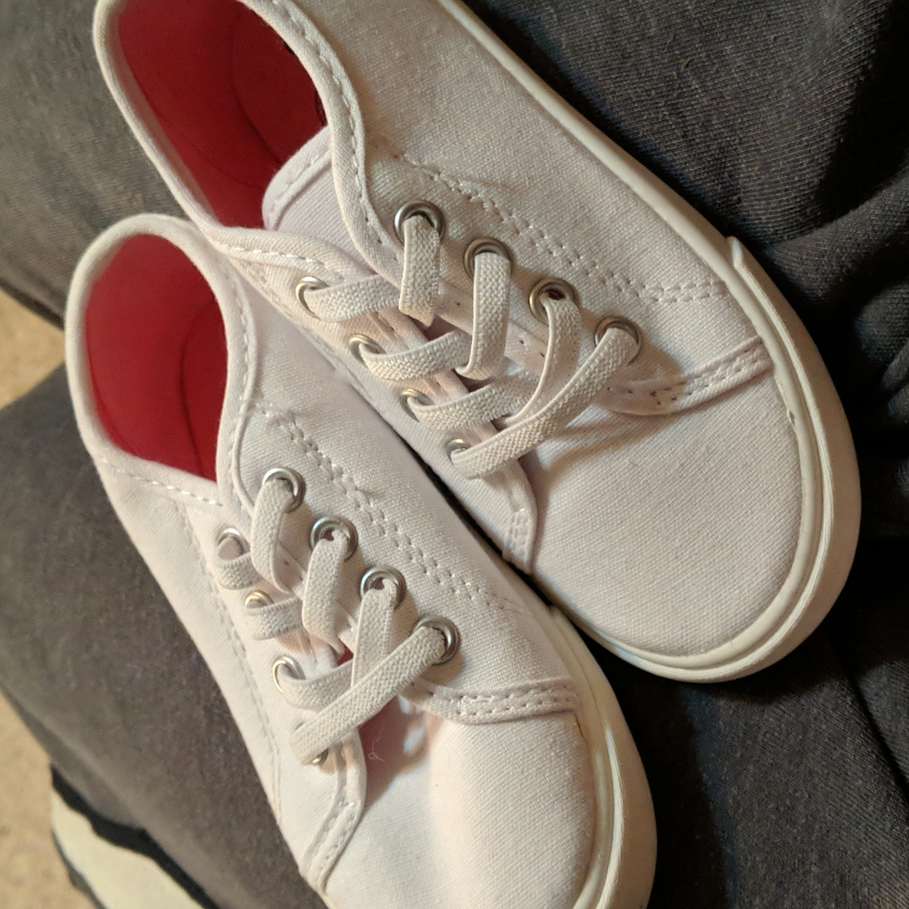 New canvas shoes
